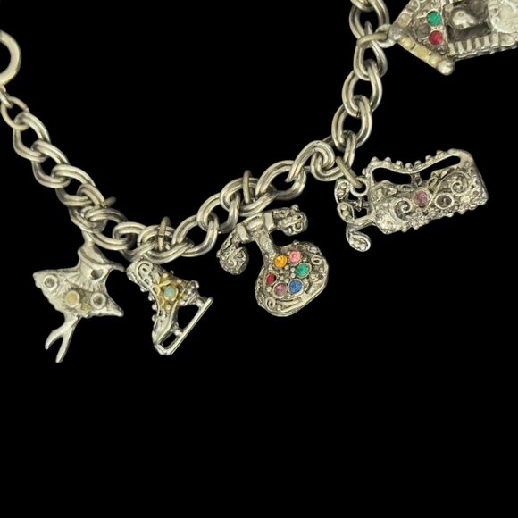 Vintage Silver-Tone Link Chain 9 Filigree Gem Charm Bracelet 7.5” - Picture 5 of 14